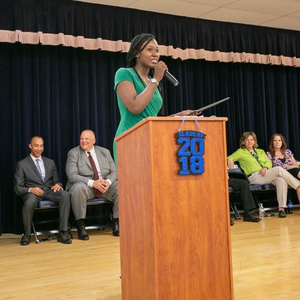 Meet your Posher, Lesley